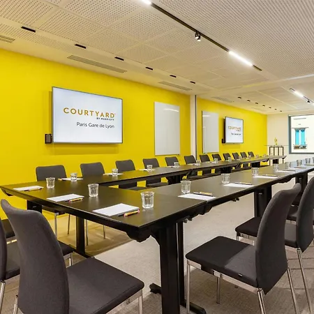 Courtyard By Marriott Gare De Lyon Hotel Paris