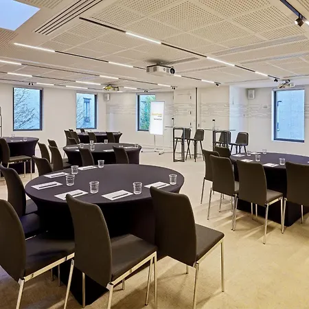 Courtyard By Marriott Gare De Lyon