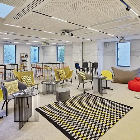 Courtyard By Marriott Gare De Lyon 4*