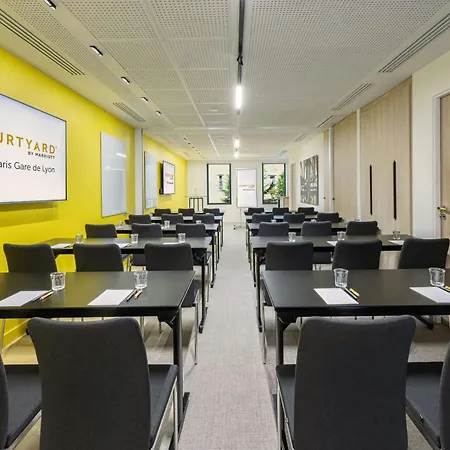 Courtyard By Marriott Gare De Lyon パリ