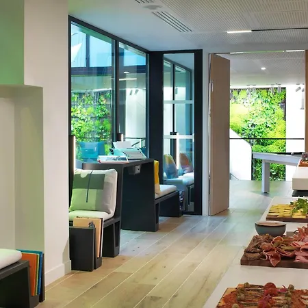 Courtyard By Marriott Gare De Lyon