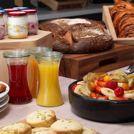Courtyard By Marriott Gare De Lyon 4* Paris