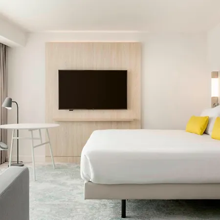 Courtyard By Marriott Gare De Lyon 4*