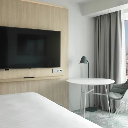 Courtyard By Marriott Gare De Lyon Hotel 4*