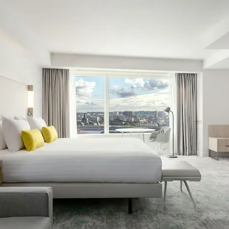 Courtyard By Marriott Gare De Lyon Hotel Paris