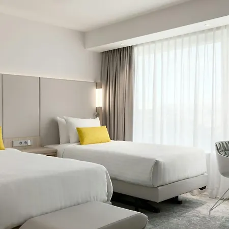 Courtyard By Marriott Gare De Lyon 4*