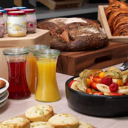 Courtyard By Marriott Gare De Lyon Hotel