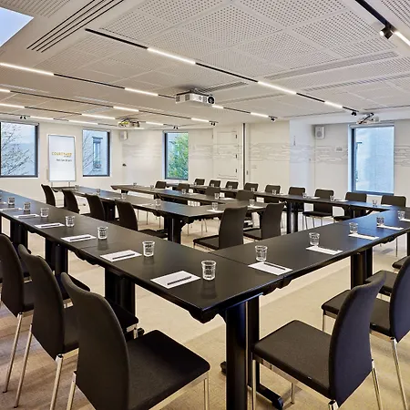 Courtyard By Marriott Gare De Lyon ホテル 4*