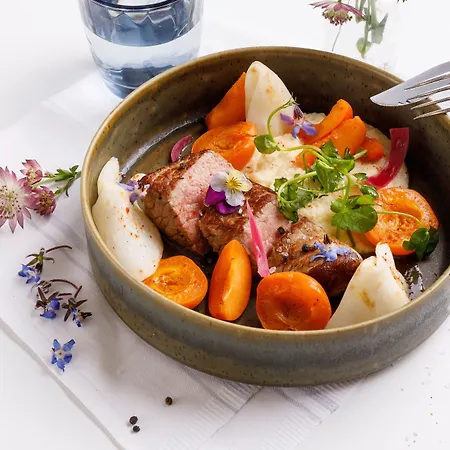 Courtyard By Marriott Gare De Lyon Hotel 4*