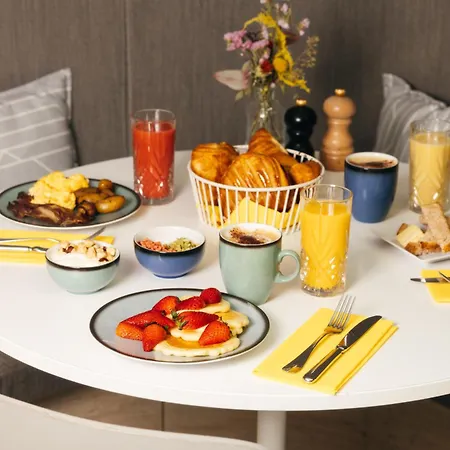 Courtyard By Marriott Gare De Lyon Hotell Paris
