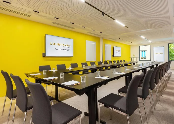 Courtyard By Marriott Gare De Lyon Otel Paris