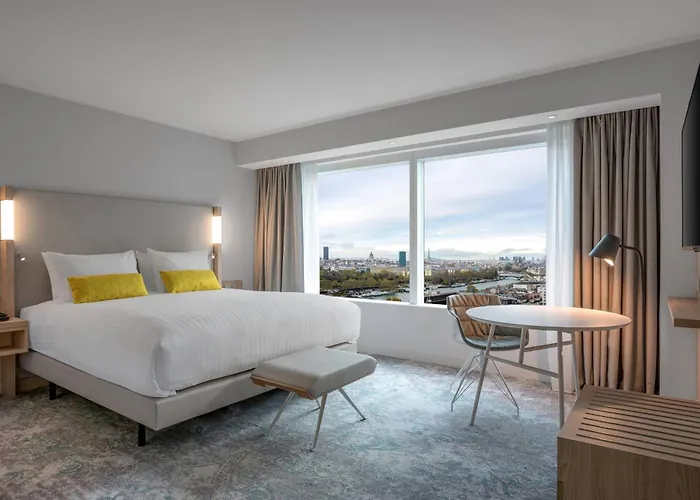 Otel Courtyard By Marriott Gare De Lyon 4*