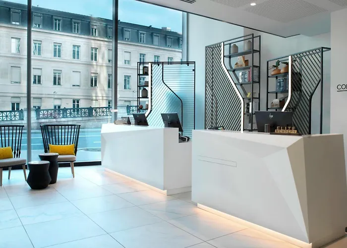Courtyard By Marriott Gare De Lyon 4* Paris