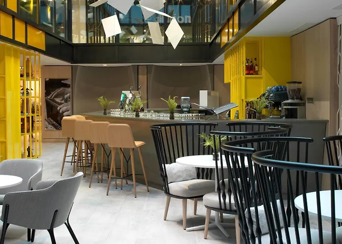 Courtyard By Marriott Gare De Lyon Otel