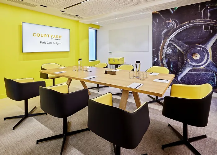 Otel Courtyard By Marriott Gare De Lyon 4*