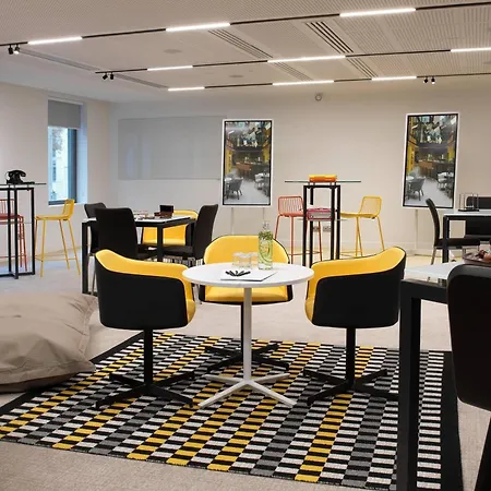 Courtyard By Marriott Gare De Lyon Hotel Paris