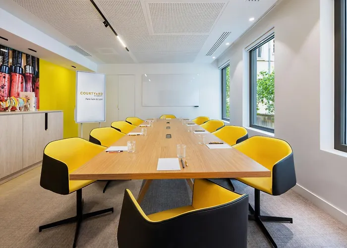 فندق Courtyard By Marriott Gare De Lyon باريس