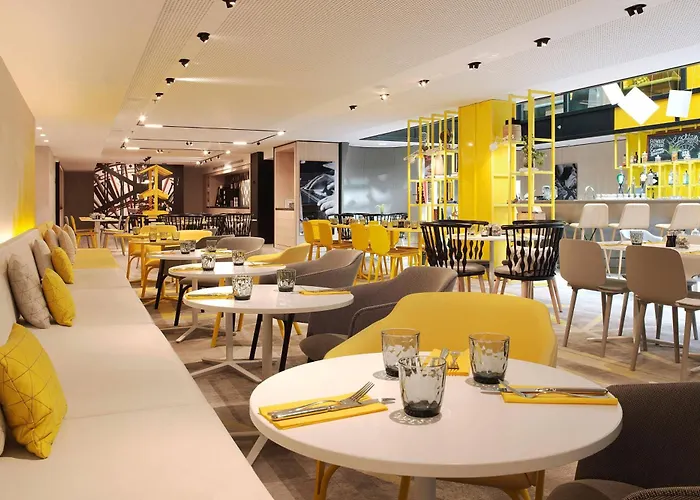 Courtyard By Marriott Gare De Lyon 4* باريس
