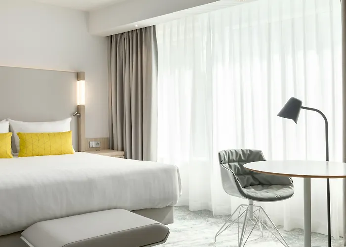 Courtyard By Marriott Gare De Lyon 4*