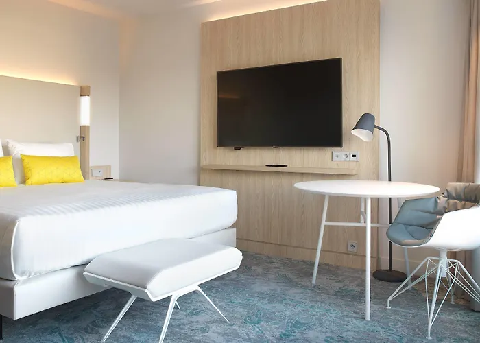 Courtyard By Marriott Gare De Lyon 4* باريس