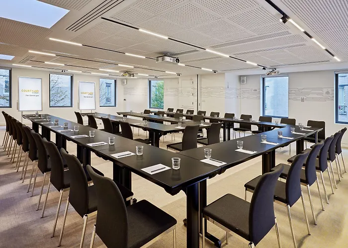 Courtyard By Marriott Gare De Lyon فندق 4*