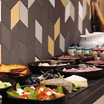 Hotel Courtyard By Marriott Gare De Lyon 4*