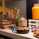 Courtyard By Marriott Gare De Lyon 4*