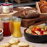 Courtyard By Marriott Gare De Lyon Hotel