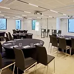 Courtyard By Marriott Gare De Lyon Hotel 4*