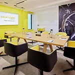Hotel Courtyard By Marriott Gare De Lyon 4*