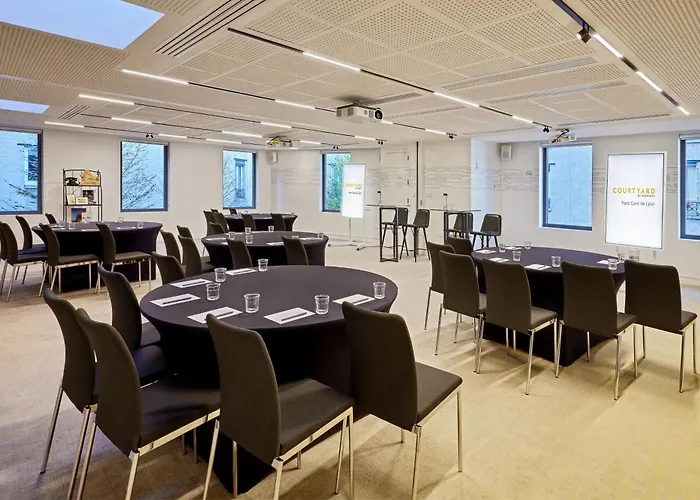 Courtyard By Marriott Gare De Lyon